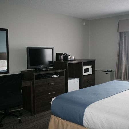 Travelodge Suites By Wyndham New Glasgow Exterior photo
